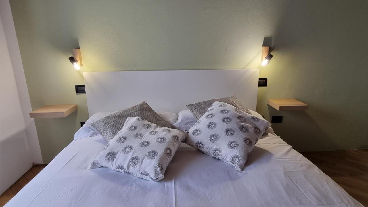 Casa Chiara A Valeggio Sul Mincio Appartement Buitenkant foto